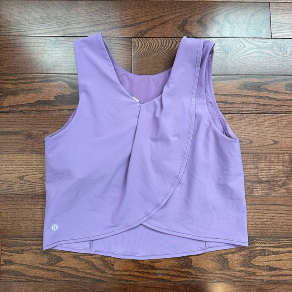 Lululemon Nulu Twist-Back Yoga Tank Top *Light Support, C/D Cups - Picture 9 of 11